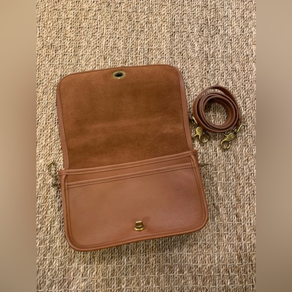 Coach Vintage Crossbody Purse - Picture 8 of 16